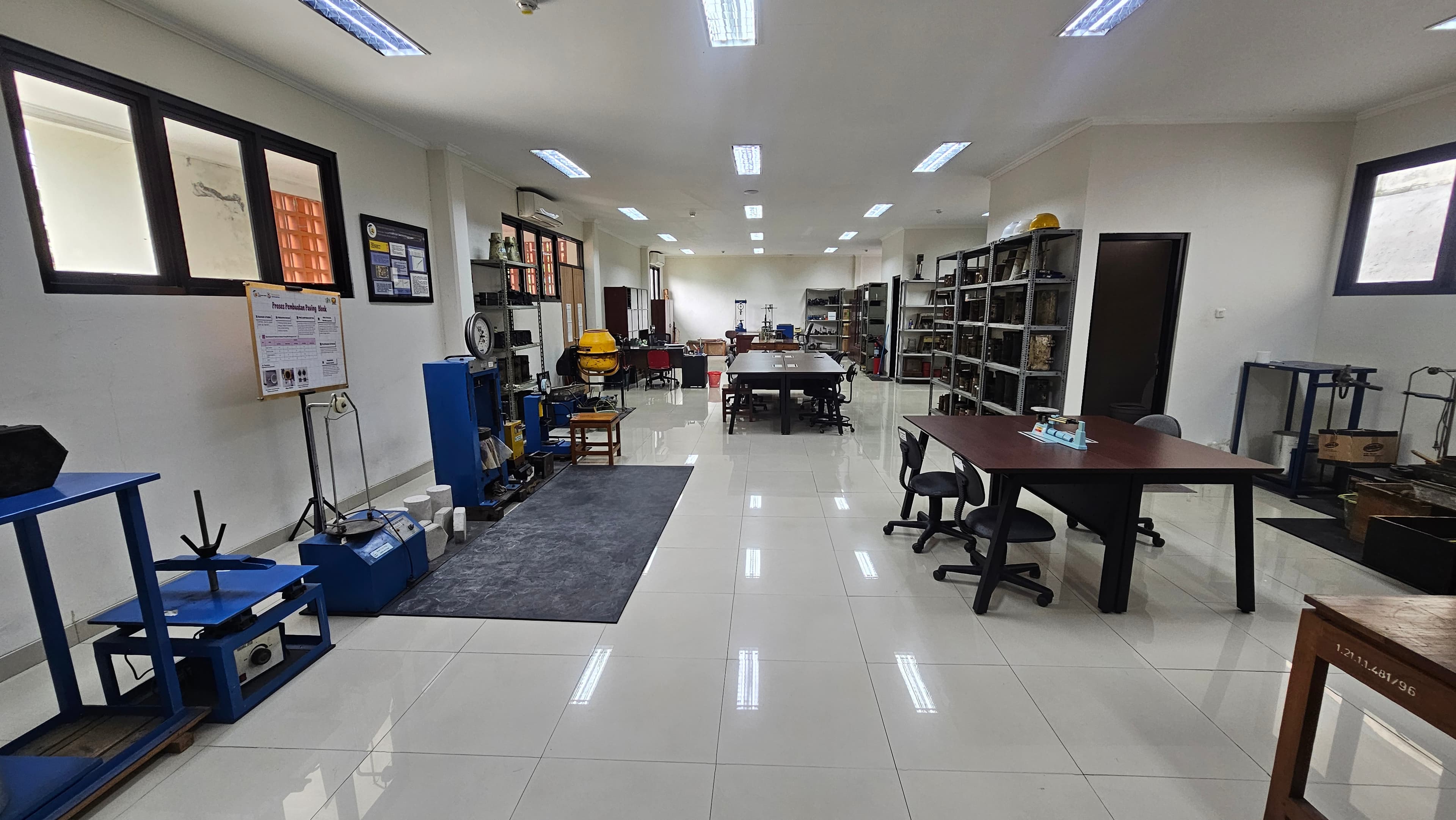 Lab Praktikum Teknik Sipil
